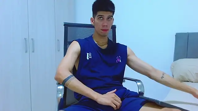 Snapshot of jhony-sex chatting on October 7, 4:09 am jhony-sex online show from October 7, 4:09 am