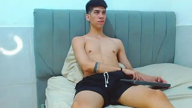 Snapshot of jhony-sex chatting on June 27, 8:03 pm jhony-sex online show from June 27, 8:03 pm