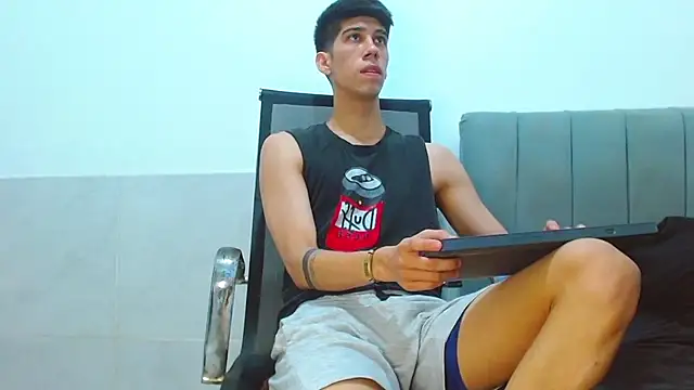 Snapshot of jhony-sex chatting on July 17, 9:30 pm jhony-sex online show from July 17, 9:30 pm