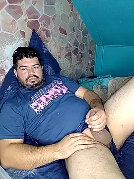 Snapshot of mundogo chatting on November 19, 6:19 pm mundogo online show from November 19, 6:19 pm