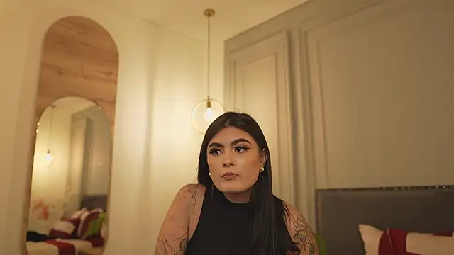 IrisBaker online show from February 16, 10:17 pm