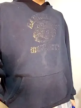 Snapshot of Mrdetonador chatting on October 2, 7:04 am Mrdetonador online show from October 2, 7:04 am