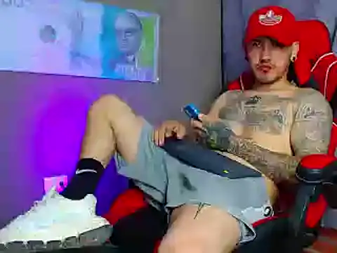 Snapshot of smoker445 chatting on March 11, 2:54 am smoker445 online show from March 11, 2:54 am