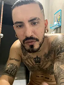 Snapshot of smoker445 chatting on October 5, 10:07 pm smoker445 online show from October 5, 10:07 pm