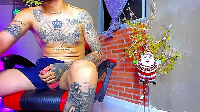 Snapshot of smoker445 chatting on November 27, 12:13 am smoker445 online show from November 27, 12:13 am