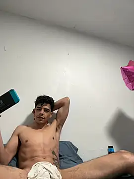 Snapshot of MrDareLover chatting on March 8, 4:06 pm MrDareLover online show from March 8, 4:06 pm