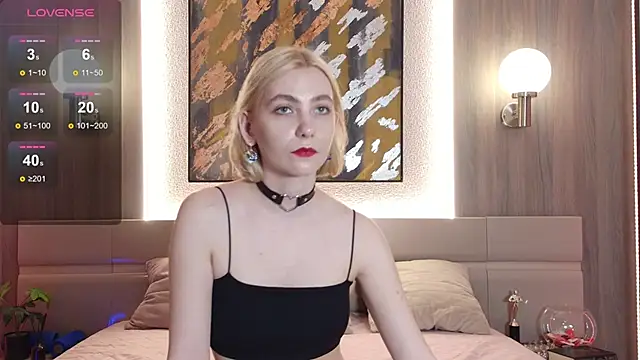 Roxana perry online show from March 18, 10:46 am