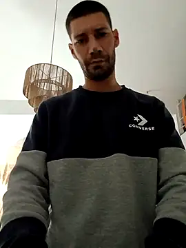 litleboy92 online show from October 31, 1:06 am