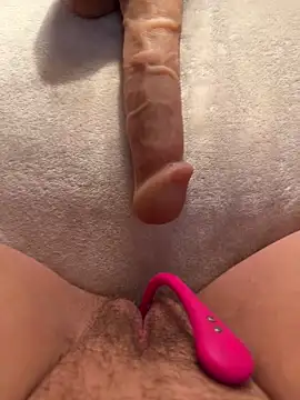 Leanaa Jolly online show from March 4, 5:52 pm