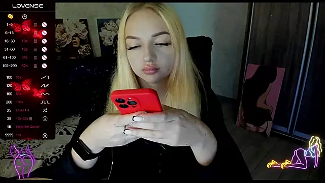 Snapshot of Stella__Cox chatting on September 28, 5:24 am Stella Cox online show from September 28, 5:24 am