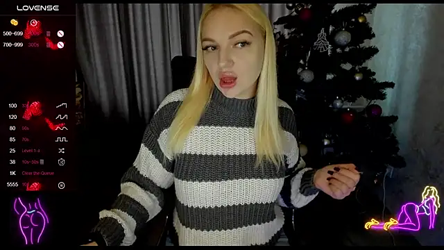 Snapshot of Stella__Cox chatting on December 4, 9:07 am Stella Cox online show from December 4, 9:07 am