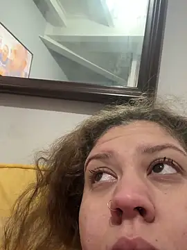 Snapshot of andreinitahg chatting on March 18, 7:08 am andreinitahg online show from March 18, 7:08 am