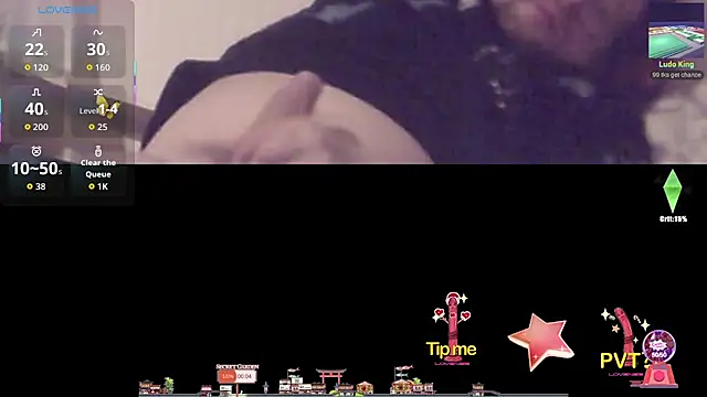 larsgessner30 online show from April 15, 11:27 pm