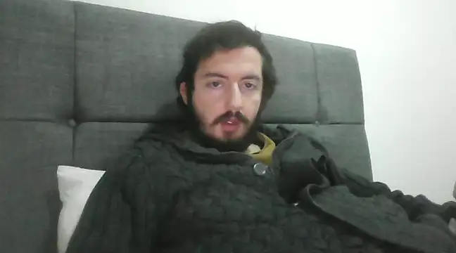 laynufff online show from March 22, 7:20 pm