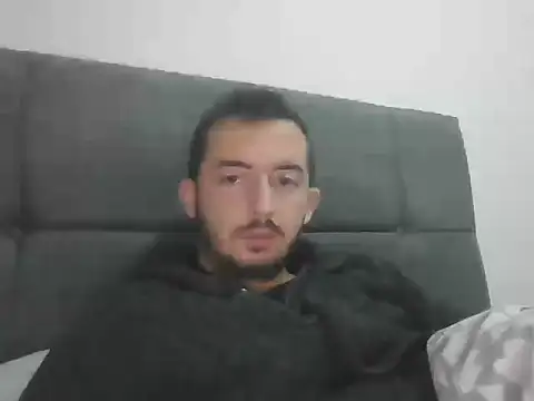 laynufff online show from December 5, 5:42 pm