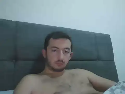 laynufff online show from December 19, 5:09 pm