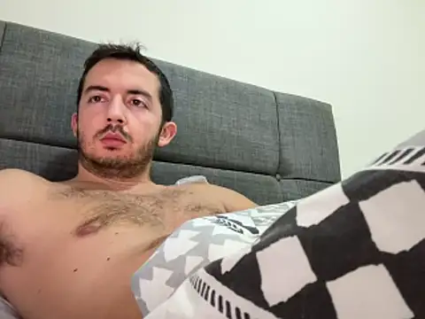 laynufff online show from December 22, 5:10 pm