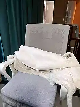 palzkybi123 online show from January 11, 2:41 am