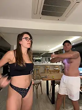 JuicyFruits93 online show from February 4, 3:36 pm