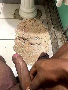 julio9679 online show from January 8, 1:35 pm