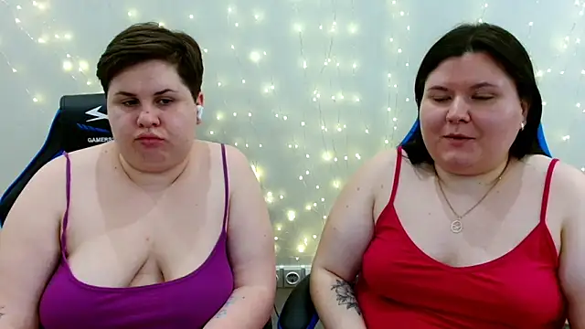 BeckyAndHellen online show from March 27, 11:26 pm