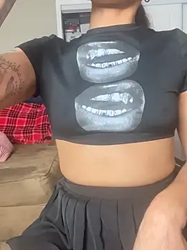 Shuggabutt online show from January 18, 6:24 am