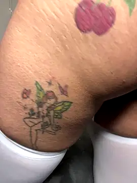 Shuggabutt online show from October 25, 11:29 am