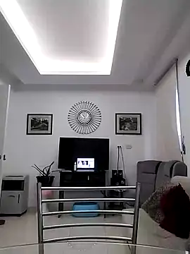Snapshot of kinke31 chatting on January 15, 10:57 pm kinke31 online show from January 15, 10:57 pm