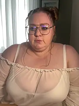 Snapshot of Chloe_WS chatting on March 4, 8:35 am Chloe WS online show from March 4, 8:35 am