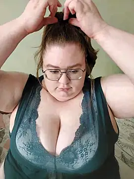 Snapshot of Chloe_WS chatting on October 3, 8:00 am Chloe WS online show from October 3, 8:00 am