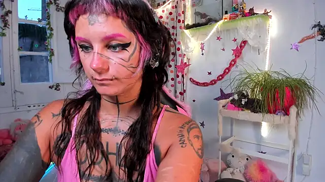 Snapshot of lady_sontse_ chatting on July 11, 7:27 pm lady sontse online show from July 11, 7:27 pm