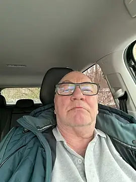 biggandybig online show from February 19, 8:10 am