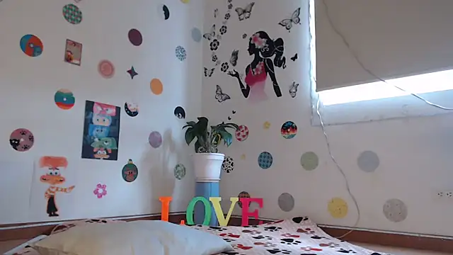 Yaumiko online show from January 28, 7:32 pm