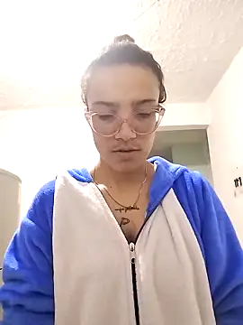 Yaumiko online show from March 18, 11:02 am