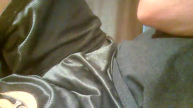 nuttinbuttcock69 online show from June 3, 5:07 pm