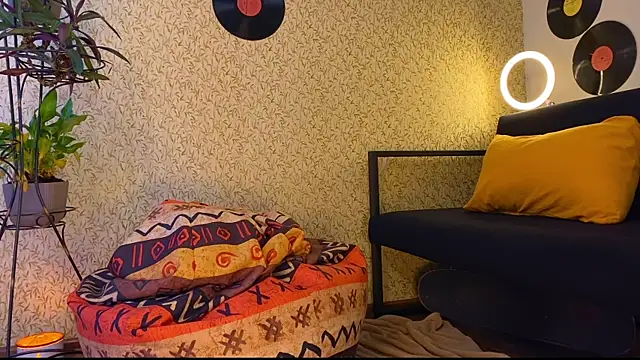 EmmyAmbros online show from February 22, 5:34 am