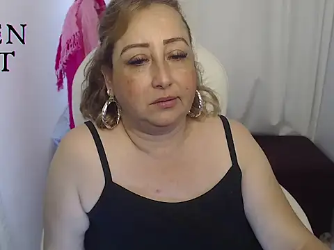 Snapshot of paiper_halliwey chatting on February 2, 6:20 pm paiper halliwey online show from February 2, 6:20 pm