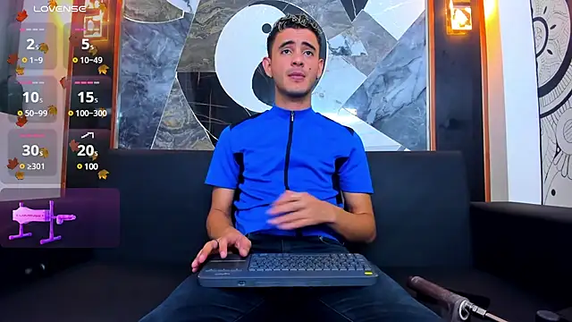 Snapshot of kai_borman chatting on February 21, 3:43 pm kai borman online show from February 21, 3:43 pm