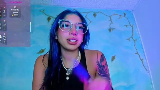 SaturnooStonee online show from February 25, 2:32 am