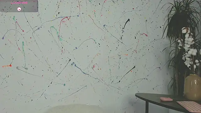 Snapshot of sonia_esd chatting on December 3, 7:38 am sonia esd online show from December 3, 7:38 am