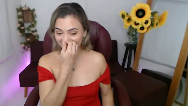Snapshot of ana_milf chatting on July 19, 1:48 pm ana milf online show from July 19, 1:48 pm