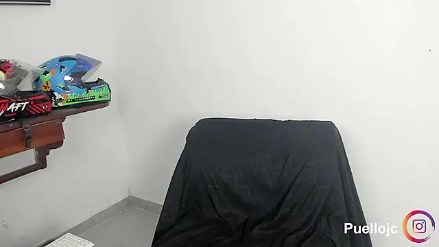 Snapshot of Xander_Str0ng chatting on February 25, 11:42 am Xander Str0ng online show from February 25, 11:42 am