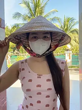 BabyThree  online show from February 18, 8:16 am