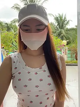 BabyThree  online show from September 9, 8:47 am