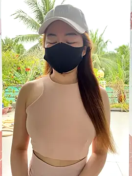 BabyThree  online show from September 24, 9:23 am