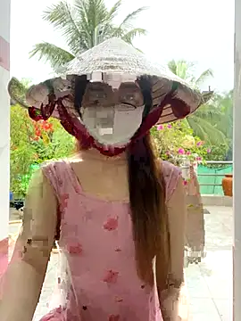 BabyThree  online show from November 1, 8:49 am