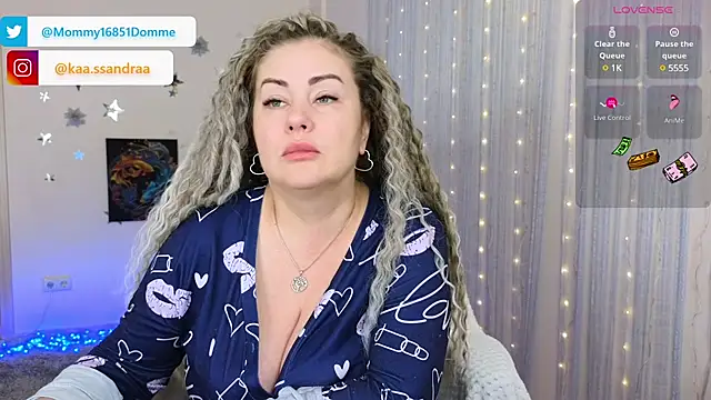 Snapshot of misskaassandraa chatting on January 7, 4:27 pm misskaassandraa online show from January 7, 4:27 pm