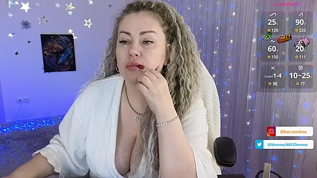 Snapshot of misskaassandraa chatting on January 19, 10:50 am misskaassandraa online show from January 19, 10:50 am