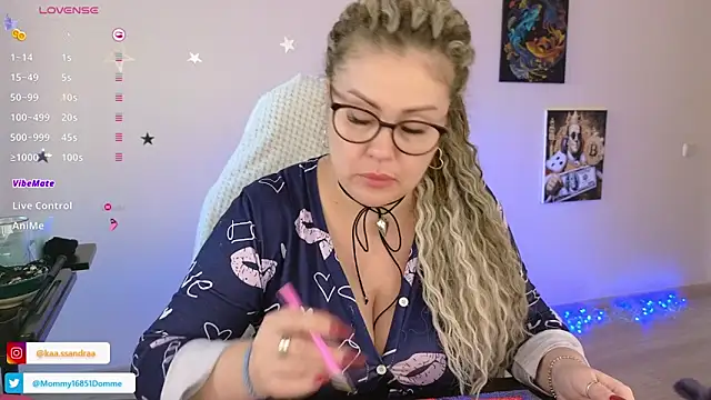 Snapshot of misskaassandraa chatting on February 9, 1:46 pm misskaassandraa online show from February 9, 1:46 pm