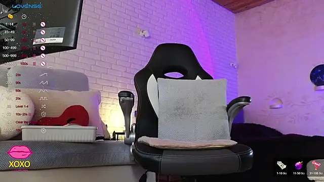 Snapshot of misskaassandraa chatting on November 6, 8:48 am misskaassandraa online show from November 6, 8:48 am